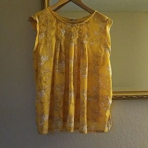 Size XXL Gold/Yellow blouse